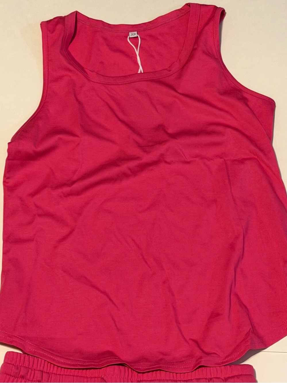 Set Pink Activewear set
Size XS NWT
Skirt has built-in shorts Gym - Picture 2 of 9